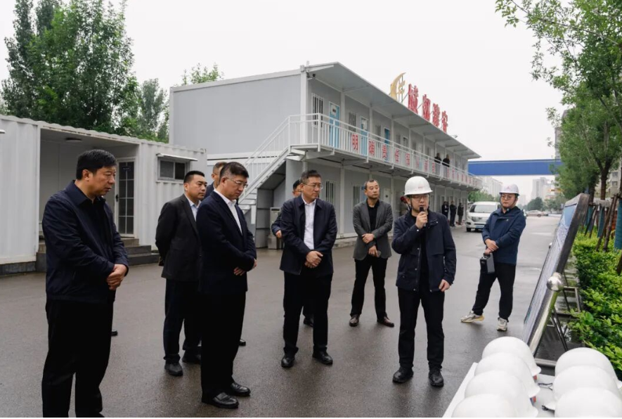 赵炜到365英国上市调研