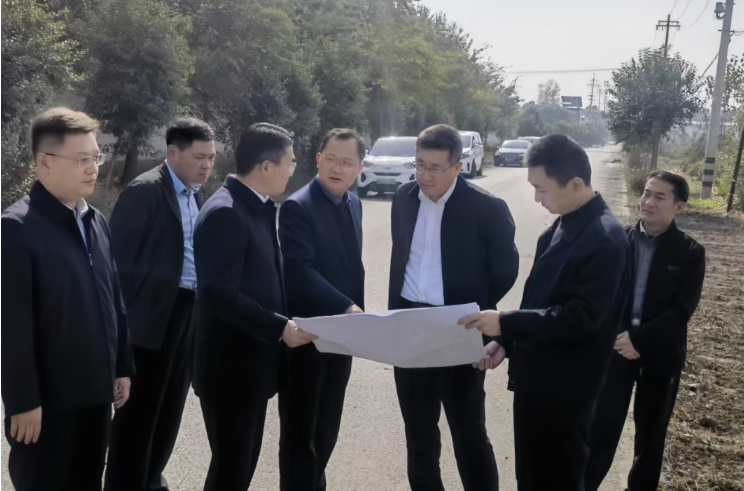 孙卓安到智慧粮仓项目调研